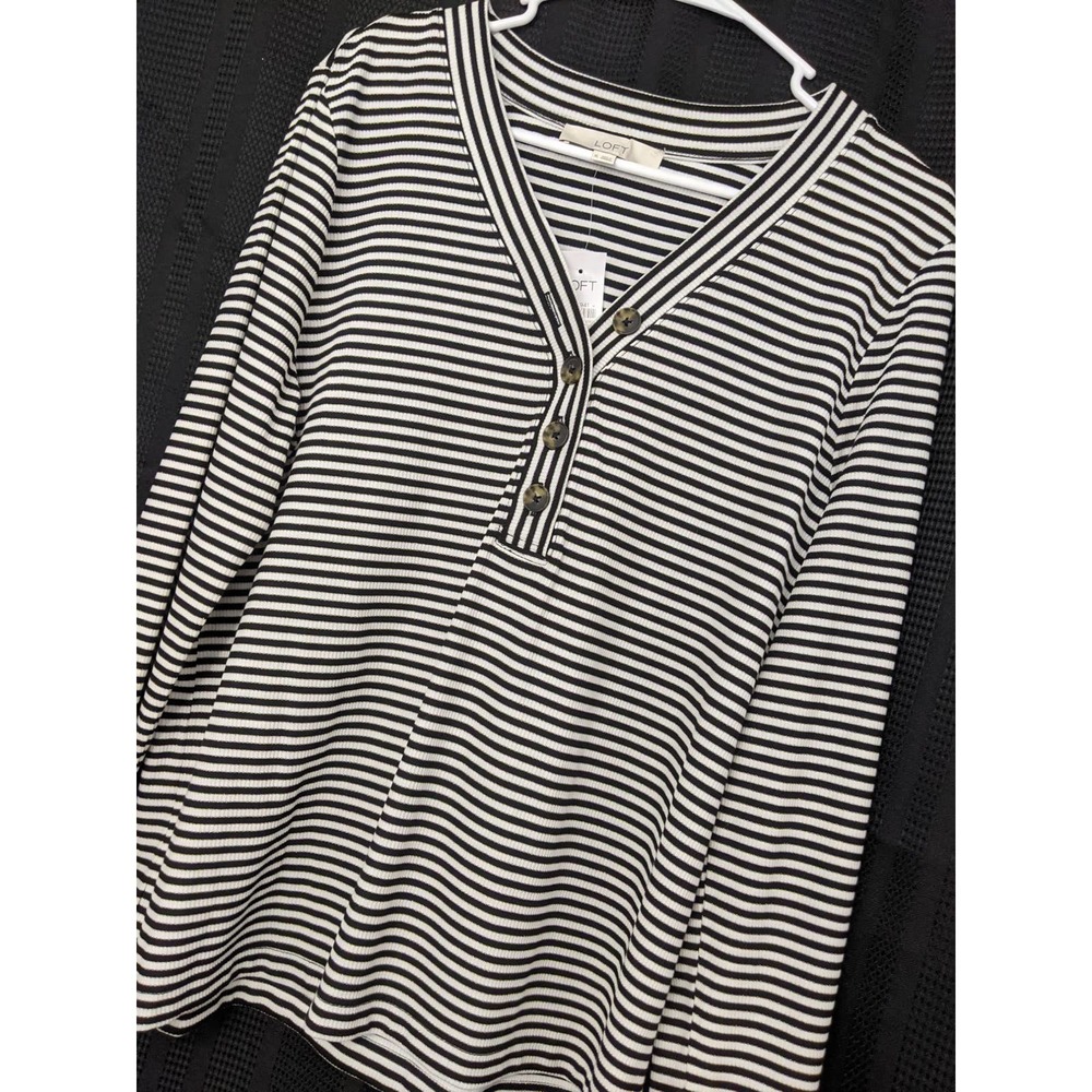 NWT! LOFT! BLACK, WHITE PETIT STRIPE DEEP V SHIRT, TOP, HENLEY! SZ XL